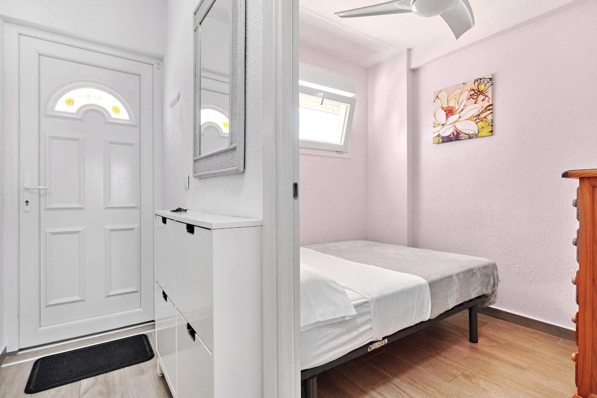 Beach Apartment Cabo Cervera, Torrevieja, La Mata Екстериор снимка